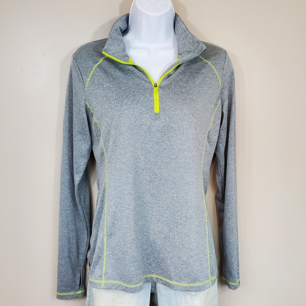 Danskin Now Women's Semi-Fitted Athletic Top